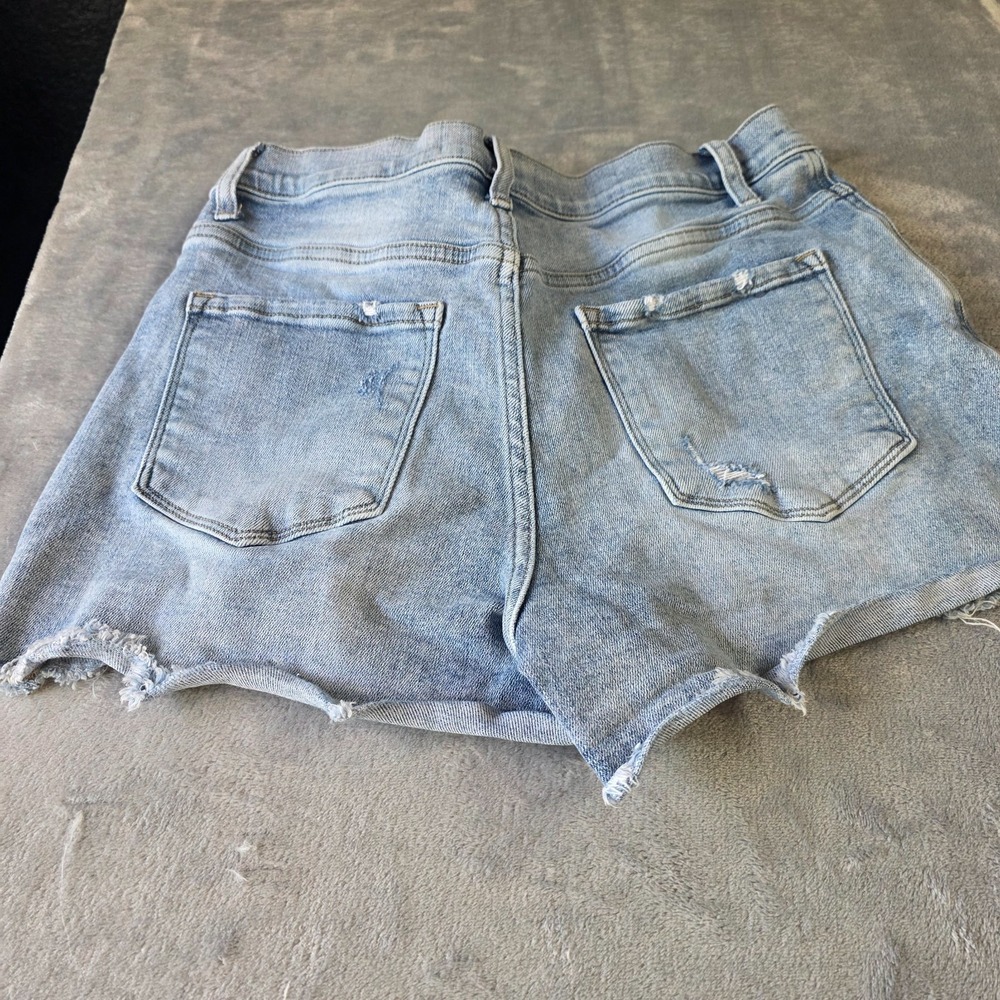 Flying Monkey Women's High Rise Denim Shorts Size 30 Light Wash - Picture 4 of 4